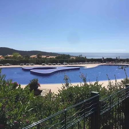 Beau 2 Pieces, Magnifique Vue Mer Et Piscine Les Issambres Esterno foto