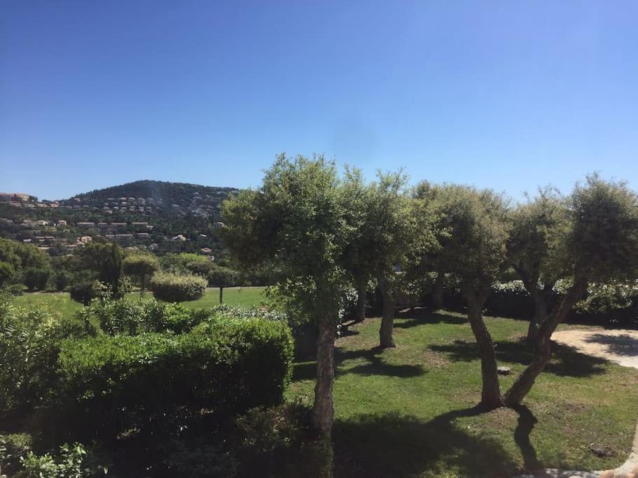 Apartment Beau 2 Pieces, Magnifique Vue Et Piscine Les Issambres